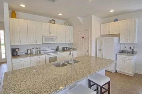 Villa ou maison à louer à Davenport, Floride: 5 chambres, 216.74 m2 № 1835558 - photo 7