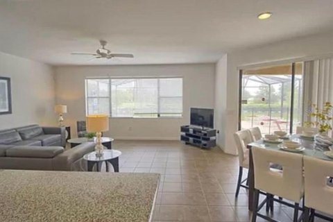 Villa ou maison à louer à Davenport, Floride: 5 chambres, 216.74 m2 № 1835558 - photo 6