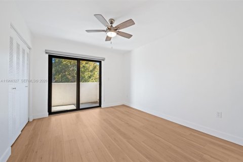 Copropriété à vendre à Coral Gables, Floride: 2 chambres, 92.25 m2 № 2028289 - photo 9