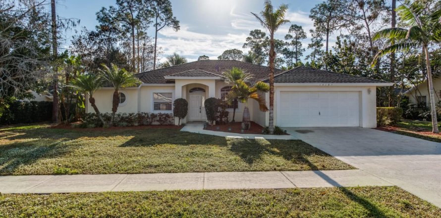 Villa ou maison à Wellington, Floride 4 chambres, 202.34 m2 № 2423519