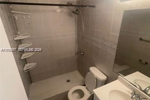 Copropriété à louer à North Bay Village, Floride: 1 chambre, 64.57 m2 № 1997251 - photo 20