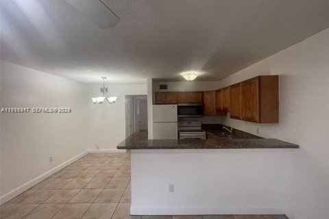 Copropriété à louer à North Bay Village, Floride: 1 chambre, 64.57 m2 № 1997251 - photo 15