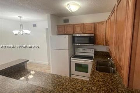 Copropriété à louer à North Bay Village, Floride: 1 chambre, 64.57 m2 № 1997251 - photo 8