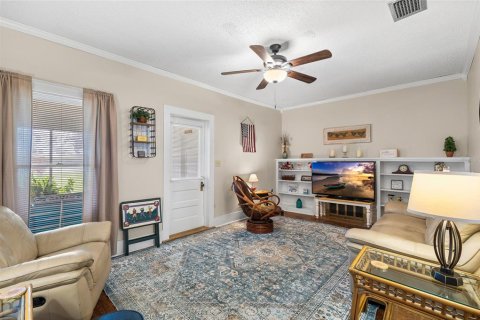 House in Lake Alfred, Florida 2 bedrooms, 106.28 sq.m. № 1880419 - photo 6