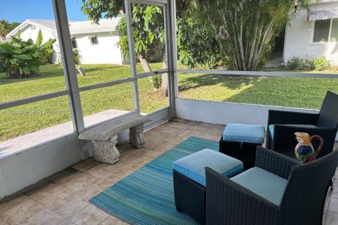 Villa ou maison à vendre à Boynton Beach, Floride: 2 chambres, 119.66 m2 № 1966210 - photo 14