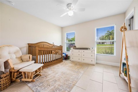 House in Deltona, Florida 3 bedrooms, 147.9 sq.m. № 1354135 - photo 24