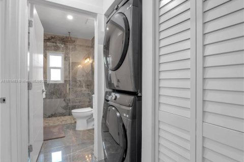 Immobilier commercial à vendre à Biscayne Park, Floride: 135.64 m2 № 1977418 - photo 19