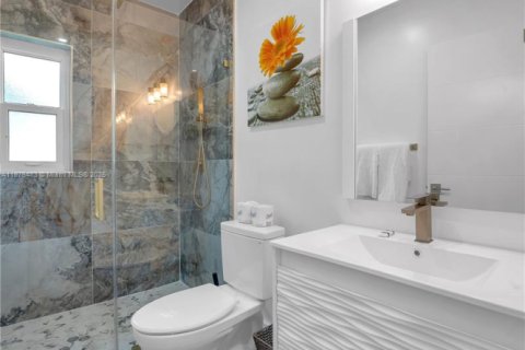 Immobilier commercial à vendre à Biscayne Park, Floride: 135.64 m2 № 1977418 - photo 20