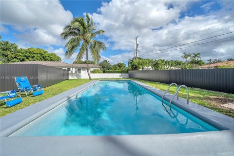 Immobilier commercial à vendre à Biscayne Park, Floride: 135.64 m2 № 1977418 - photo 26