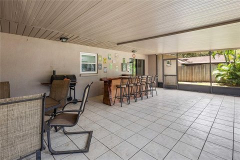 House in Lutz, Florida 3 bedrooms, 119.01 sq.m. № 2302424 - photo 10