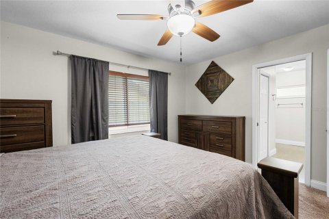 House in Lutz, Florida 3 bedrooms, 119.01 sq.m. № 2302424 - photo 27