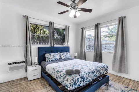 Villa ou maison à louer à Miami, Floride: 4 chambres, 221.29 m2 № 1941209 - photo 9
