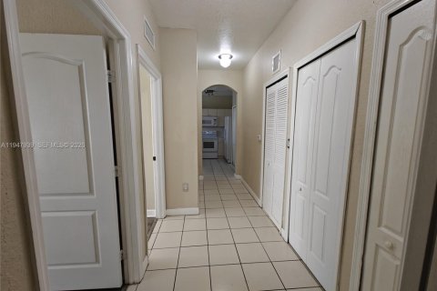 Copropriété à louer à Homestead, Floride: 3 chambres, 108.32 m2 № 2004035 - photo 24