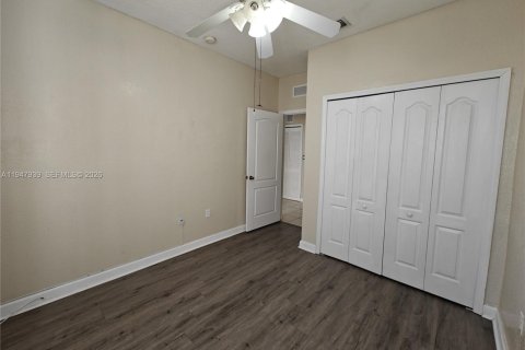 Copropriété à louer à Homestead, Floride: 3 chambres, 108.32 m2 № 2004035 - photo 28