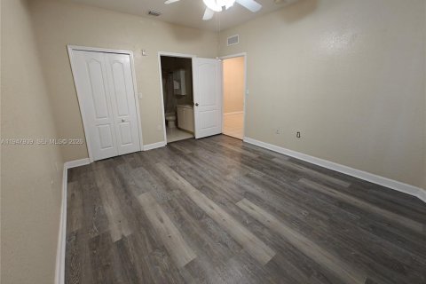 Copropriété à louer à Homestead, Floride: 3 chambres, 108.32 m2 № 2004035 - photo 18
