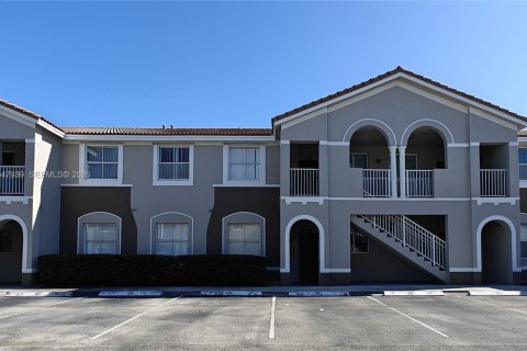 Condo in Homestead, Florida, 3 bedrooms  № 2004035