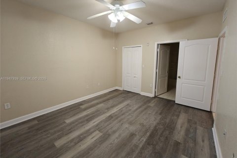 Copropriété à louer à Homestead, Floride: 3 chambres, 108.32 m2 № 2004035 - photo 17