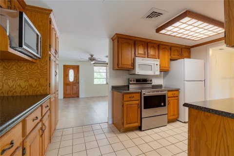 Villa ou maison à vendre à Nokomis, Floride: 2 chambres, 131.83 m2 № 2351845 - photo 17