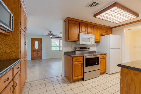 Villa ou maison à vendre à Nokomis, Floride: 2 chambres, 131.83 m2 № 2351845 - photo 14
