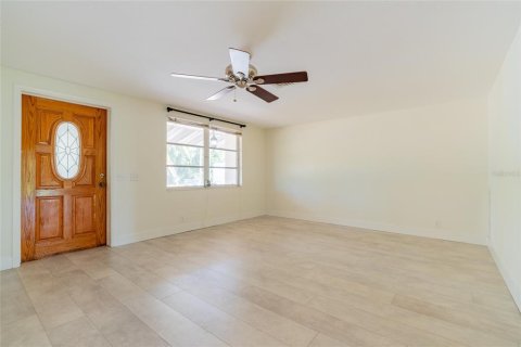 Villa ou maison à vendre à Nokomis, Floride: 2 chambres, 131.83 m2 № 2351845 - photo 10