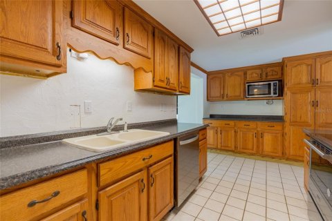 Villa ou maison à vendre à Nokomis, Floride: 2 chambres, 131.83 m2 № 2351845 - photo 16