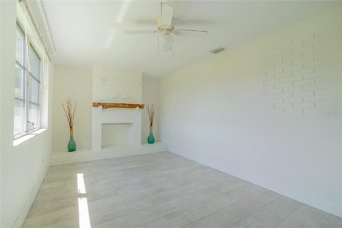 Villa ou maison à vendre à Nokomis, Floride: 2 chambres, 131.83 m2 № 2351845 - photo 22