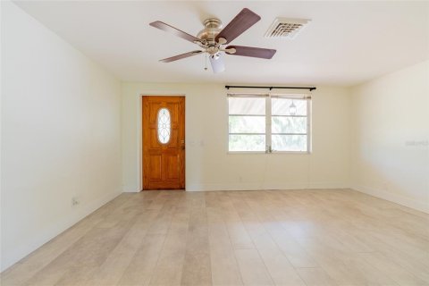Villa ou maison à vendre à Nokomis, Floride: 2 chambres, 131.83 m2 № 2351845 - photo 9