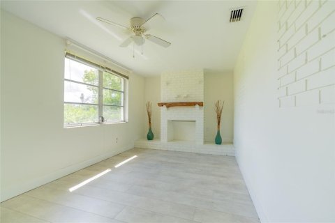 Villa ou maison à vendre à Nokomis, Floride: 2 chambres, 131.83 m2 № 2351845 - photo 24