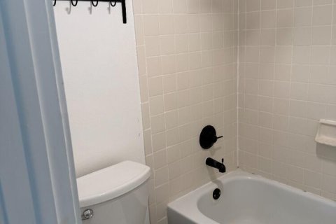 Copropriété à louer à Tamarac, Floride: 1 chambre, 69.68 m2 № 2147043 - photo 3