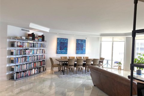 Condominio en alquiler en Aventura, Florida, 4 dormitorios, 310.29 m2 № 1877678 - foto 8