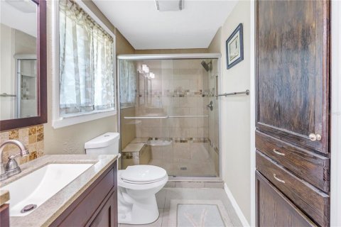 House in Englewood, Florida 2 bedrooms, 141.03 sq.m. № 1542350 - photo 26