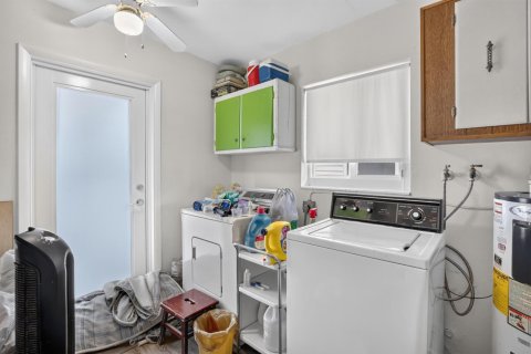 Casa en venta en Oakland Park, Florida, 2 dormitorios, 104.79 m2 № 2242676 - foto 28