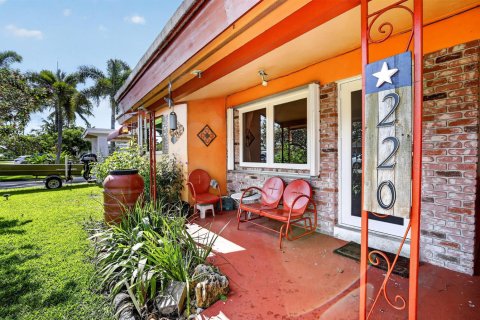 Casa en venta en Oakland Park, Florida, 2 dormitorios, 104.79 m2 № 2242676 - foto 4