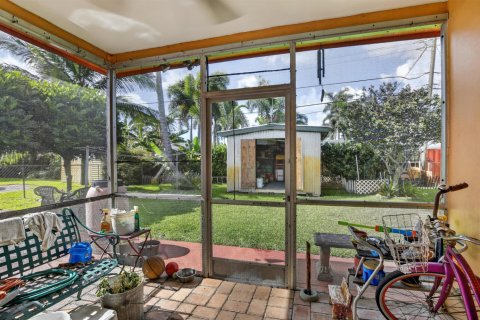 Casa en venta en Oakland Park, Florida, 2 dormitorios, 104.79 m2 № 2242676 - foto 29