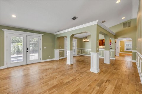 House in Winter Garden, Florida 3 bedrooms, 244.98 sq.m. № 1847046 - photo 19