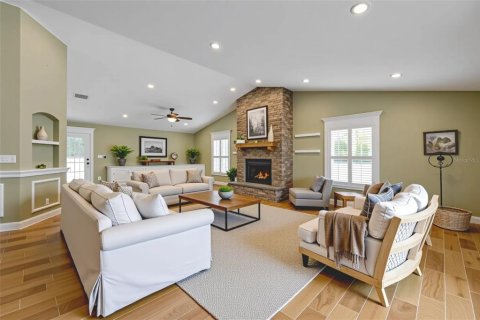 House in Winter Garden, Florida 3 bedrooms, 244.98 sq.m. № 1847046 - photo 20