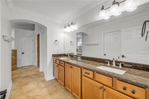 House in Winter Garden, Florida 3 bedrooms, 244.98 sq.m. № 1847046 - photo 29