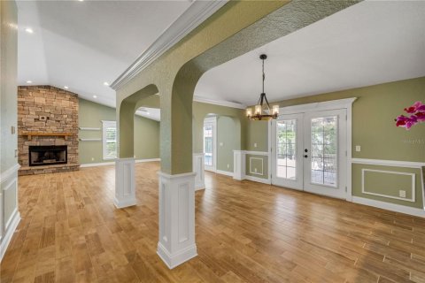 House in Winter Garden, Florida 3 bedrooms, 244.98 sq.m. № 1847046 - photo 14