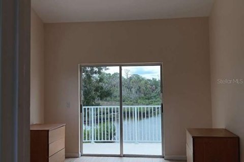 House in Spring Hill, Florida 3 bedrooms, 143.07 sq.m. № 2408959 - photo 20