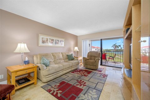 Copropriété à vendre à Saint Petersburg, Floride: 2 chambres, 85.01 m2 № 1571861 - photo 13