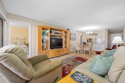 Copropriété à vendre à Saint Petersburg, Floride: 2 chambres, 85.01 m2 № 1571861 - photo 15