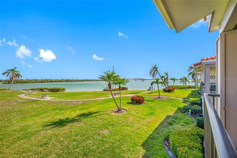 Copropriété à vendre à Saint Petersburg, Floride: 2 chambres, 85.01 m2 № 1571861 - photo 17