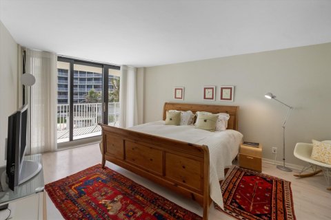 Copropriété à vendre à Palm Beach, Floride: 2 chambres, 161.65 m2 № 2087759 - photo 13
