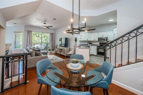Touwnhouse à vendre à Tampa, Floride: 1 chambre, 98.66 m2 № 1912161 - photo 13