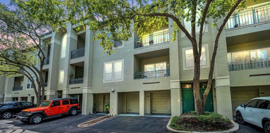 Touwnhouse à Tampa, Floride 1 chambre, 98.66 m2 № 1912161