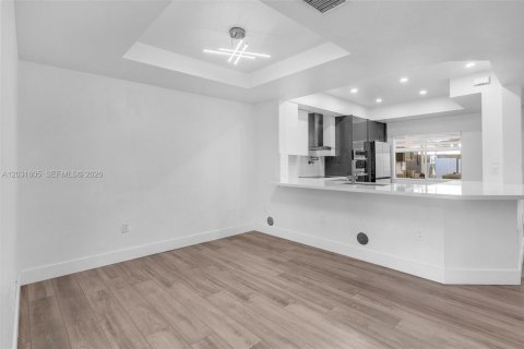 Townhouse in Homestead, Florida 4 bedrooms, 168.34 sq.m. № 2078507 - photo 15