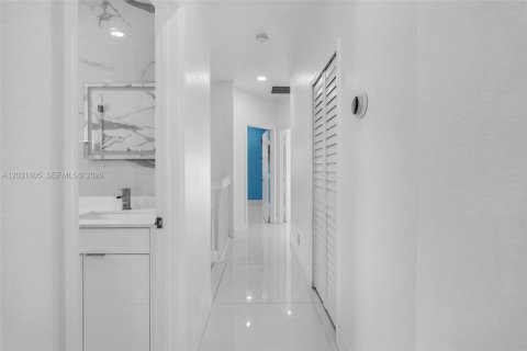 Townhouse in Homestead, Florida 4 bedrooms, 168.34 sq.m. № 2078507 - photo 26