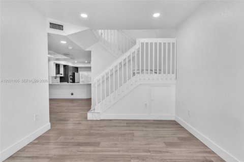 Townhouse in Homestead, Florida 4 bedrooms, 168.34 sq.m. № 2078507 - photo 11