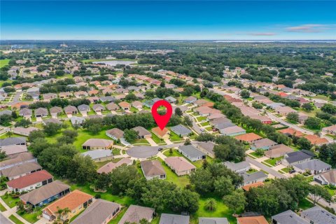House in Leesburg, Florida 2 bedrooms, 160.07 sq.m. № 2157687 - photo 3