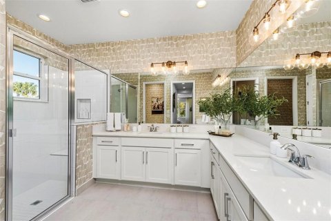 House in Wesley Chapel, Florida 3 bedrooms, 181.53 sq.m. № 2122292 - photo 6